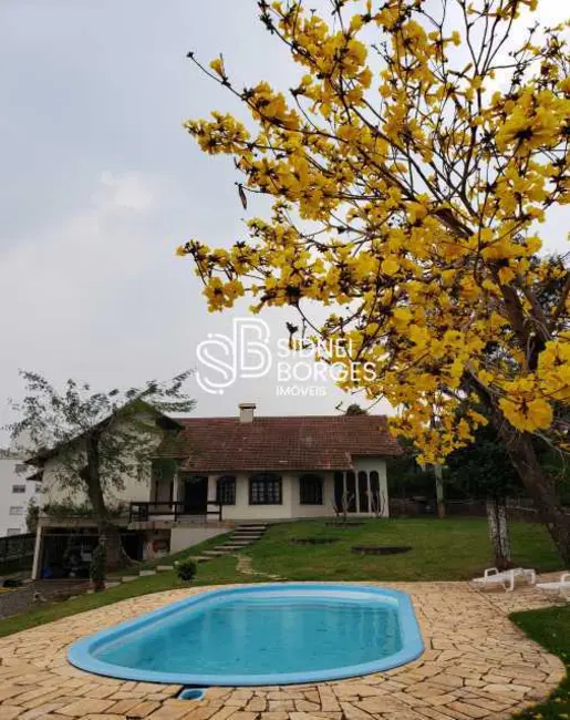 Casa com 5 quartos à venda, 465m2 em Concordia - SC - imagem 1 Foto 1 de Casa com 5 quartos à venda, 465m2 em Concordia - SC