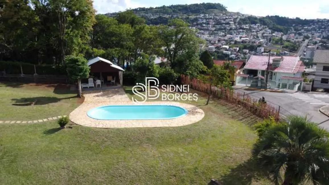 Casa com 5 quartos à venda, 465m2 em Concordia - SC - imagem 5 Foto 5 de Casa com 5 quartos à venda, 465m2 em Concordia - SC