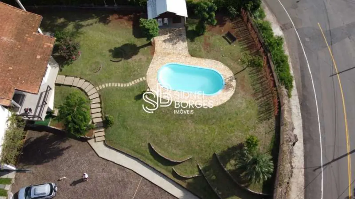 Casa com 5 quartos à venda, 465m2 em Concordia - SC - imagem 2 Foto 2 de Casa com 5 quartos à venda, 465m2 em Concordia - SC