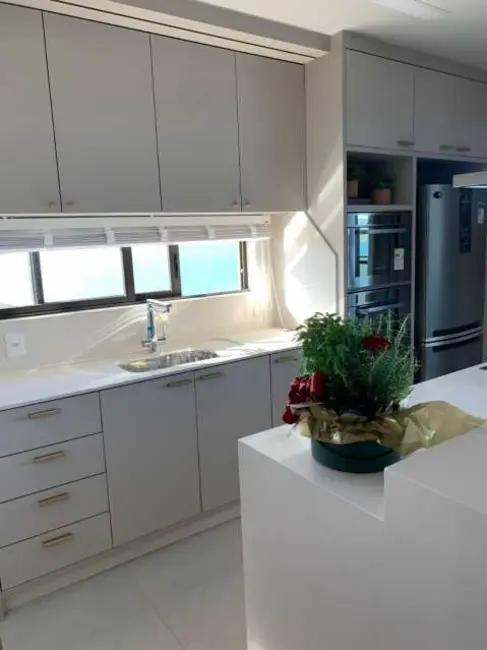 Foto 2 de Apartamento com 4 quartos à venda, 160m2 em Porto Belo - SC