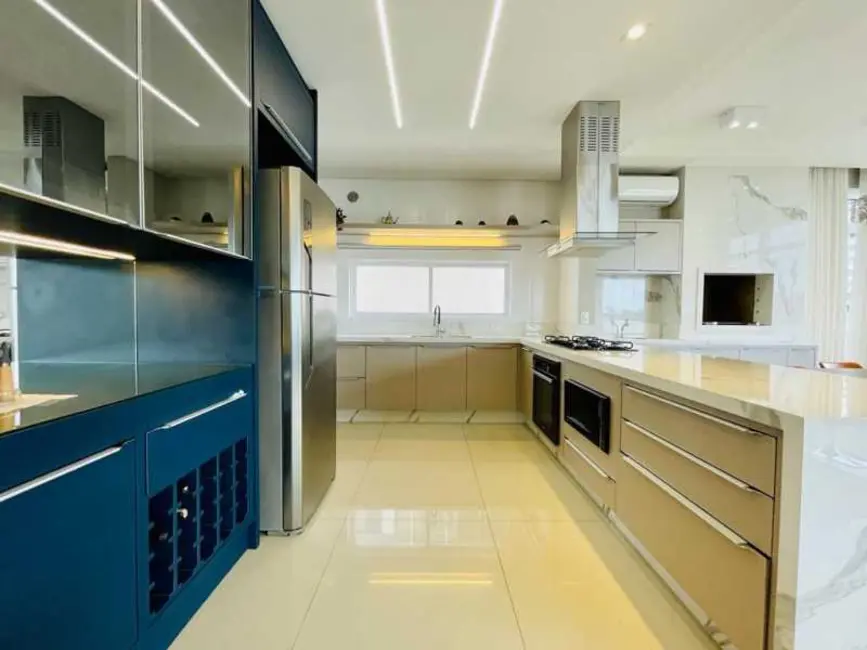 Foto 8 de Apartamento com 4 quartos à venda, 182m2 em Itapema - SC