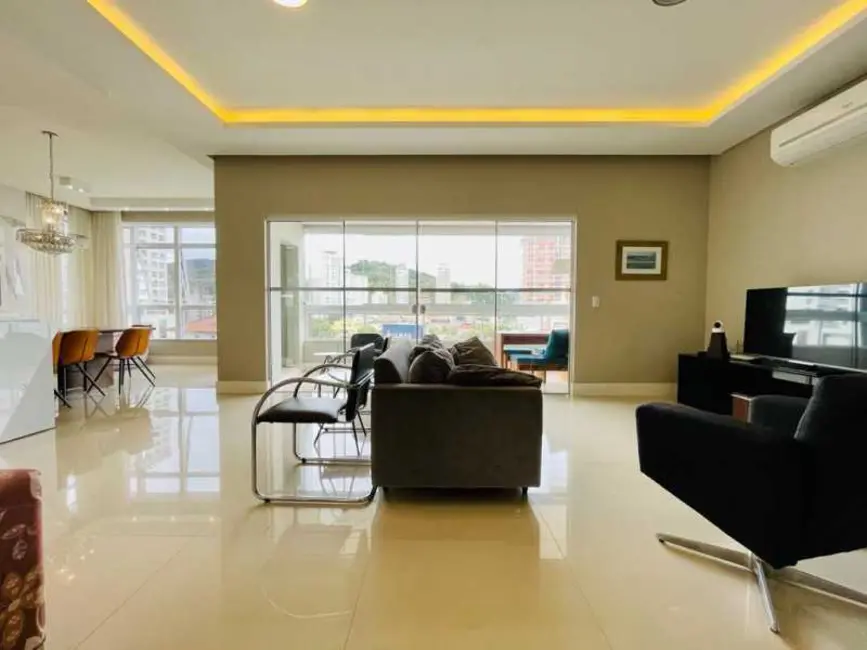 Foto 6 de Apartamento com 4 quartos à venda, 182m2 em Itapema - SC