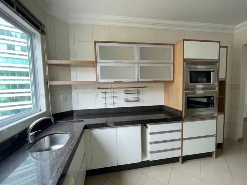 Foto 6 de Apartamento com 4 quartos à venda, 145m2 em Itapema - SC