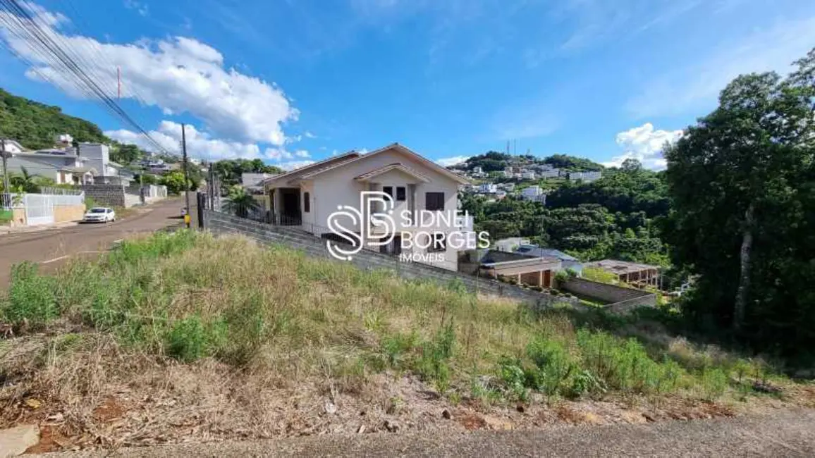 Foto 3 de Terreno / Lote à venda, 483m2 em Concordia - SC