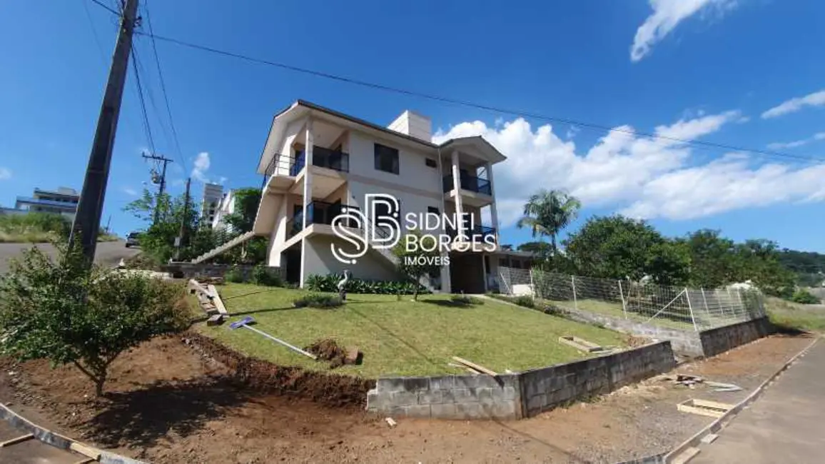 Foto 1 de Casa com 6 quartos à venda, 86m2 em Concordia - SC