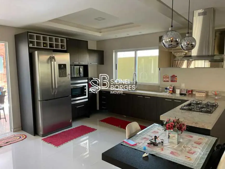 Foto 4 de Casa com 3 quartos à venda, 260m2 em Chapeco - SC