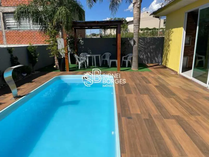 Foto 2 de Casa com 3 quartos à venda, 260m2 em Chapeco - SC