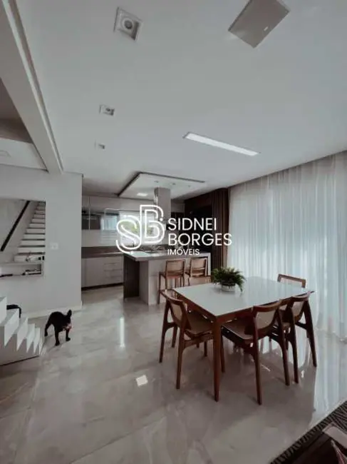 Foto 5 de Casa com 3 quartos à venda, 230m2 em Chapeco - SC