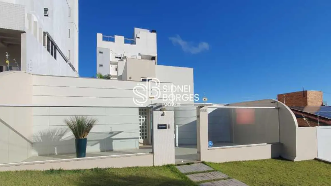 Foto 2 de Casa com 5 quartos à venda em Chapeco - SC