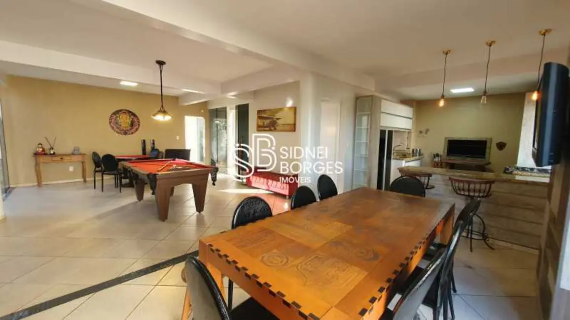 Casa com 5 quartos à venda em Chapeco - SC - imagem 5 Foto 5 de Casa com 5 quartos à venda em Chapeco - SC