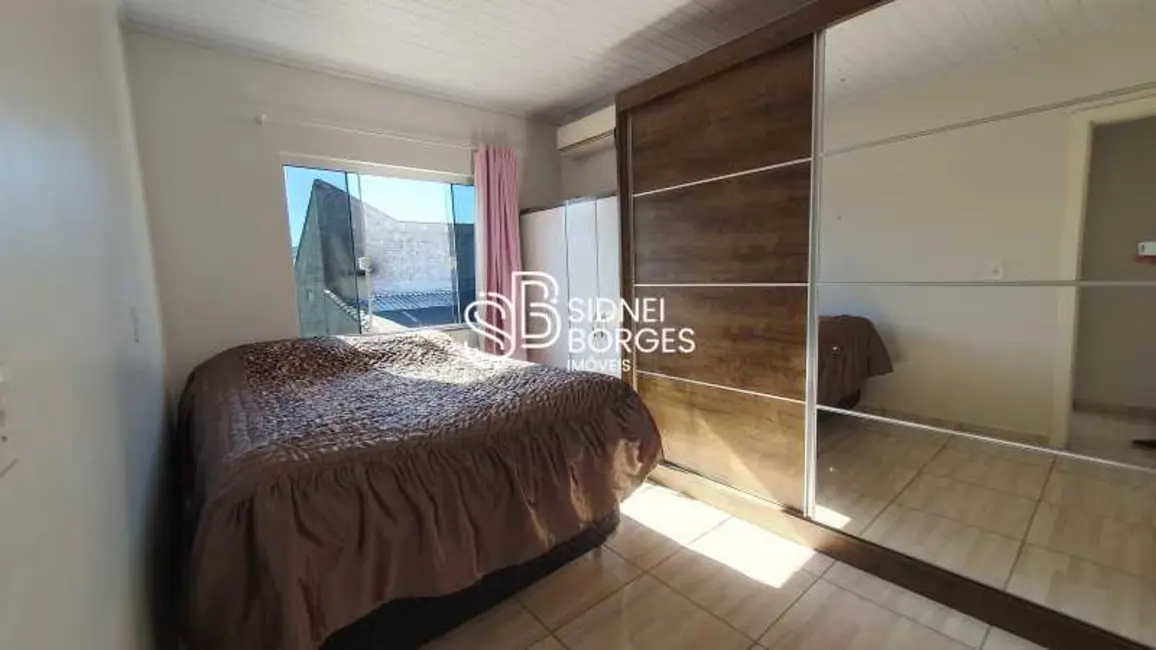 Casa com 3 quartos à venda, 140m2 em Concordia - SC - imagem 8 Foto 8 de Casa com 3 quartos à venda, 140m2 em Concordia - SC