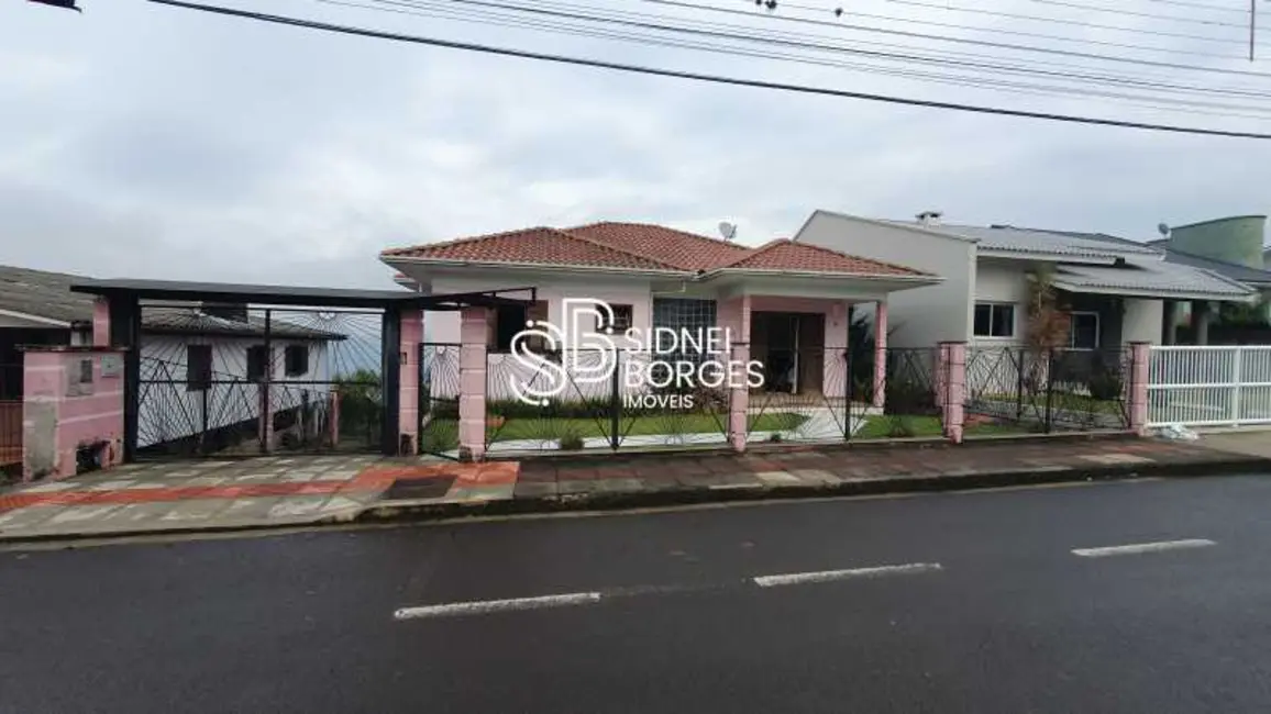 Foto 1 de Casa com 3 quartos à venda, 216m2 em Concordia - SC