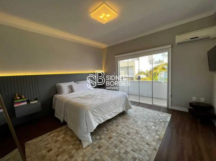 Casa de Condomínio com 4 quartos à venda, 270m2 em Itajai - SC - imagem 7 Foto 7 de Casa de Condomínio com 4 quartos à venda, 270m2 em Itajai - SC