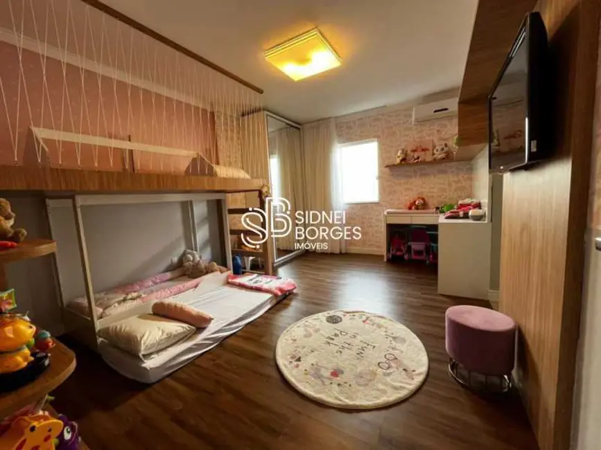 Casa de Condomínio com 4 quartos à venda, 270m2 em Itajai - SC - imagem 8 Foto 8 de Casa de Condomínio com 4 quartos à venda, 270m2 em Itajai - SC