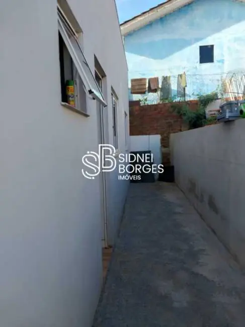 Foto 2 de Casa com 2 quartos à venda, 72m2 em Chapeco - SC