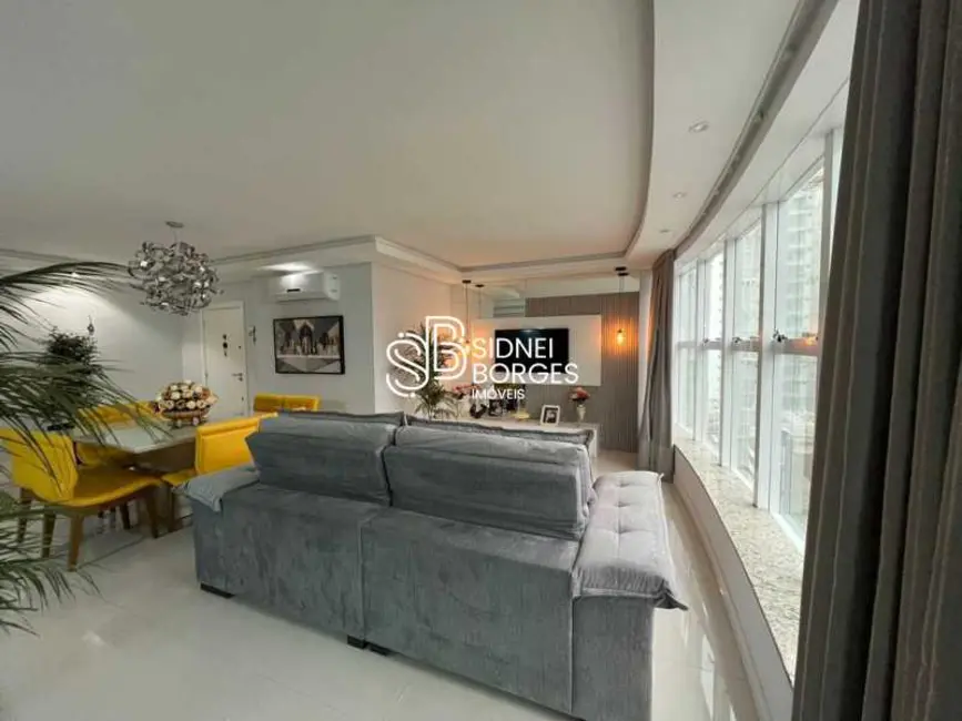 Foto 8 de Apartamento com 4 quartos à venda, 190m2 em Itapema - SC