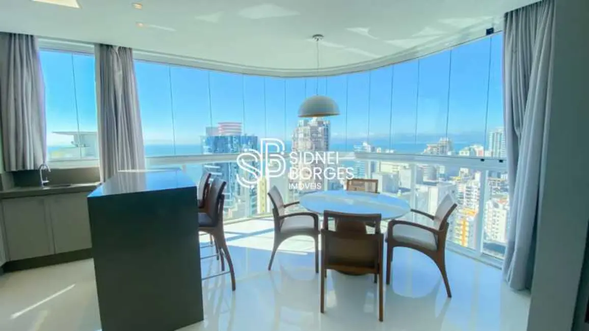 Foto 1 de Apartamento com 4 quartos à venda, 218m2 em Itapema - SC