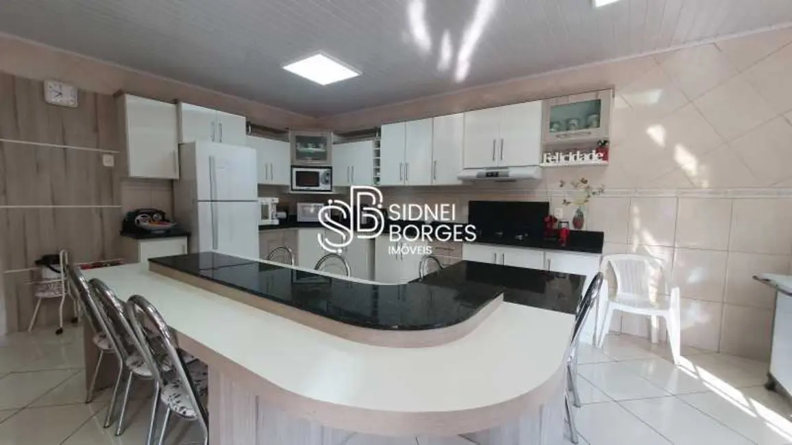 Foto 7 de Casa com 4 quartos à venda, 250m2 em Concordia - SC