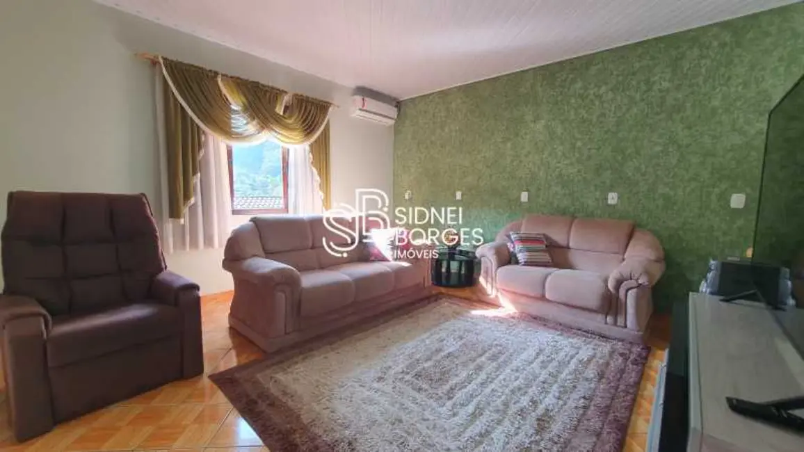 Foto 4 de Casa com 4 quartos à venda, 250m2 em Concordia - SC