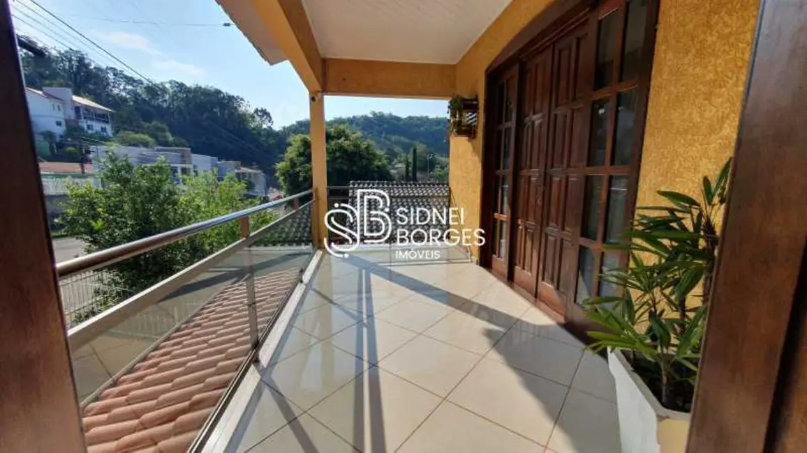 Foto 8 de Casa com 4 quartos à venda, 250m2 em Concordia - SC