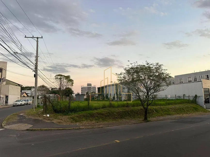 Foto 1 de Terreno / Lote à venda, 1100m2 em Nossa Senhora das Graças, Canoas - RS