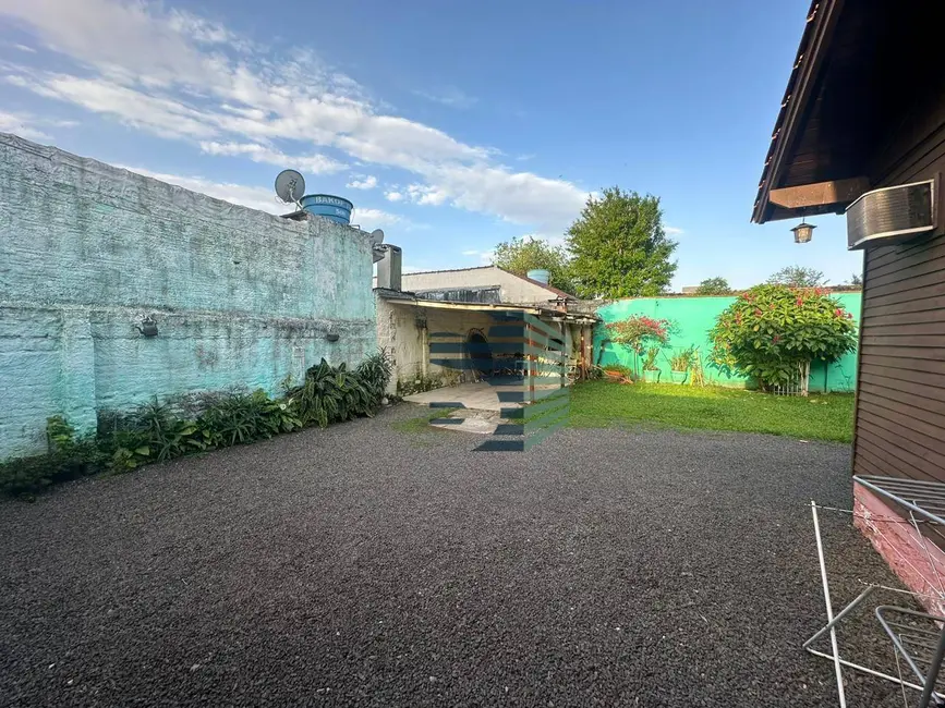 Foto 3 de Casa com 2 quartos à venda, 300m2 em Nossa Senhora das Graças, Canoas - RS