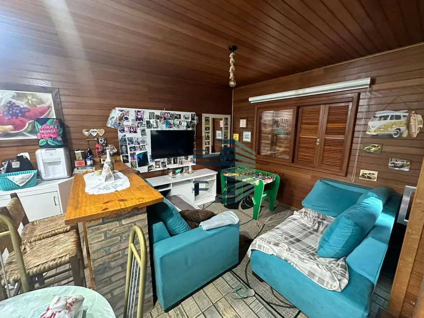 Foto 7 de Casa com 2 quartos à venda, 300m2 em Nossa Senhora das Graças, Canoas - RS