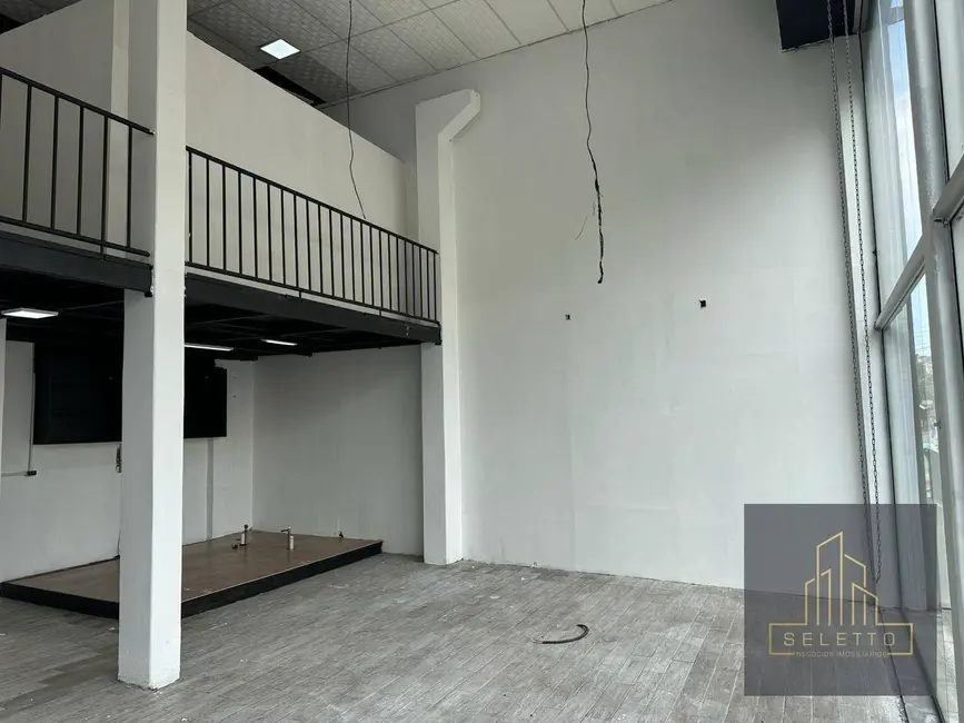 Loja para alugar, 150m2 em Jardim Botânico, Porto Alegre - RS - imagem 6 Foto 6 de Loja para alugar, 150m2 em Jardim Botânico, Porto Alegre - RS
