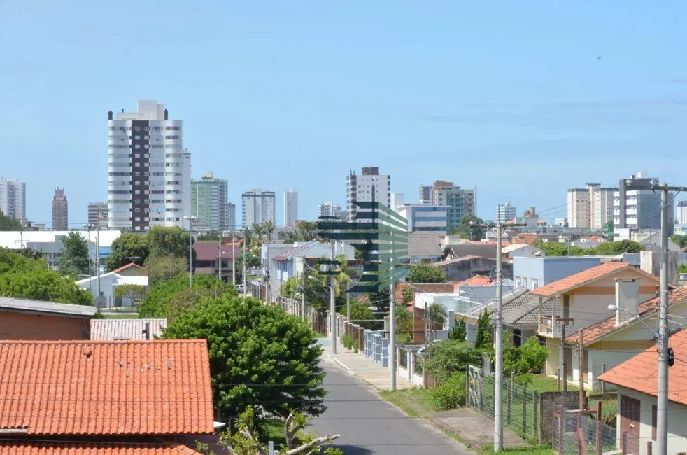 Sobrado com 2 quartos à venda, 80m2 em Tramandai - RS - imagem 8 Foto 8 de Sobrado com 2 quartos à venda, 80m2 em Tramandai - RS