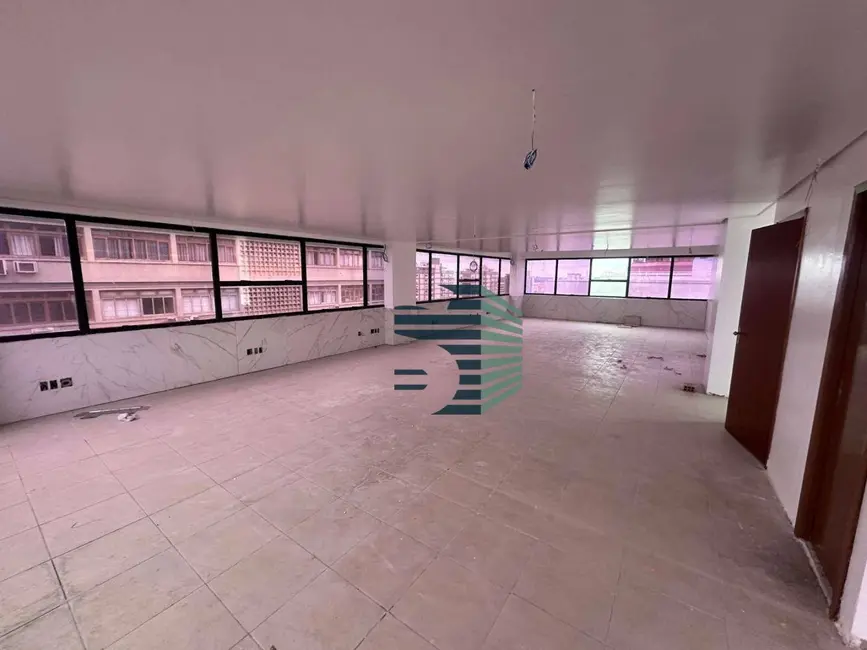 Sala Comercial à venda e para alugar, 402m2 em Centro, Canoas - RS - imagem 2 Foto 2 de Sala Comercial à venda e para alugar, 402m2 em Centro, Canoas - RS