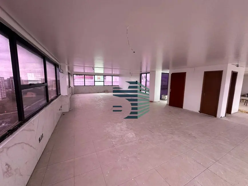 Sala Comercial à venda e para alugar, 402m2 em Centro, Canoas - RS - imagem 1 Foto 1 de Sala Comercial à venda e para alugar, 402m2 em Centro, Canoas - RS