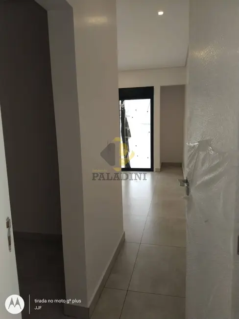 Casa de Condomínio com 3 quartos à venda, 228m2 em Itupeva - SP - imagem 8 Foto 8 de Casa de Condomínio com 3 quartos à venda, 228m2 em Itupeva - SP