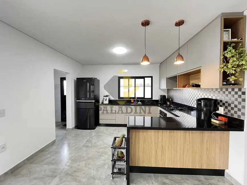 Foto 8 de Casa de Condomínio com 3 quartos à venda e para alugar, 243m2 em Itupeva - SP