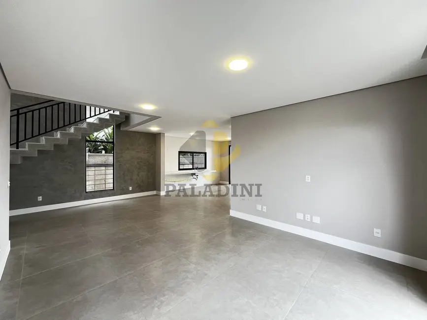 Foto 6 de Casa com 4 quartos à venda, 240m2 em Itupeva - SP