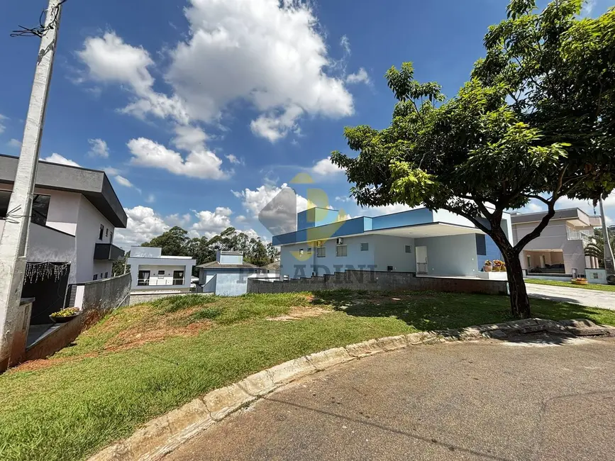 Foto 1 de Terreno / Lote à venda, 370m2 em Itupeva - SP