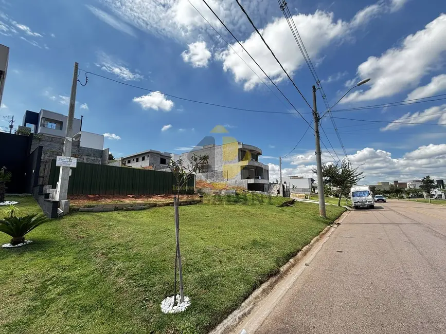 Foto 1 de Terreno / Lote à venda, 368m2 em Itupeva - SP
