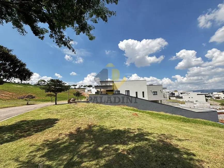 Foto 1 de Terreno / Lote à venda, 594m2 em Itupeva - SP