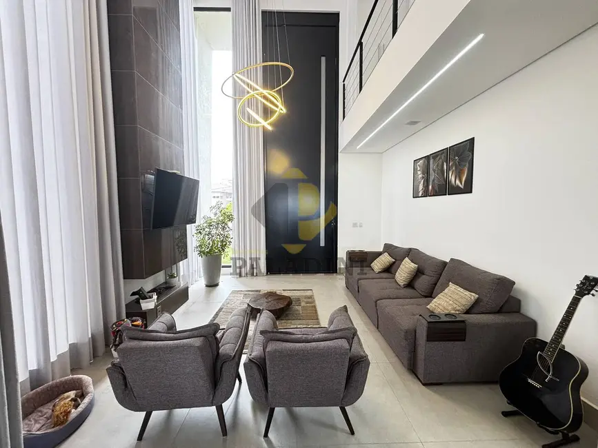 Foto 2 de Casa com 4 quartos à venda, 290m2 em Itupeva - SP