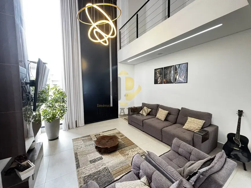 Foto 3 de Casa com 4 quartos à venda, 290m2 em Itupeva - SP