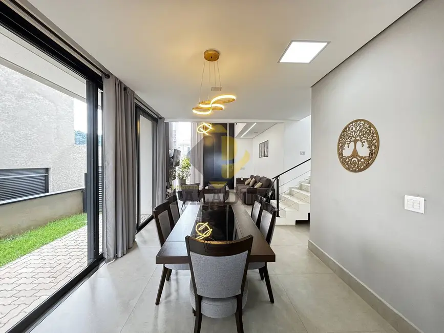 Foto 5 de Casa com 4 quartos à venda, 290m2 em Itupeva - SP