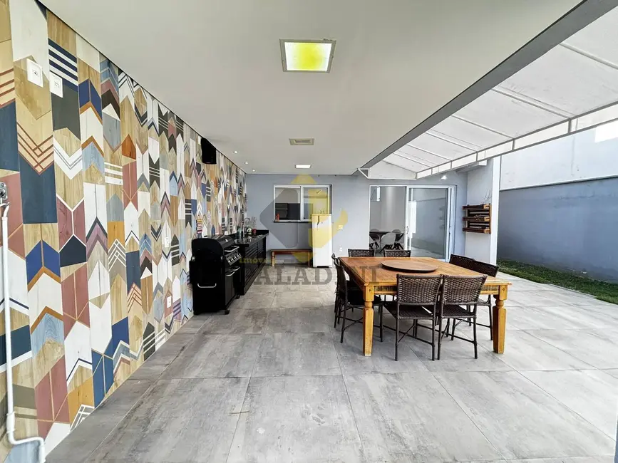 Foto 4 de Casa com 4 quartos à venda, 264m2 em Itupeva - SP