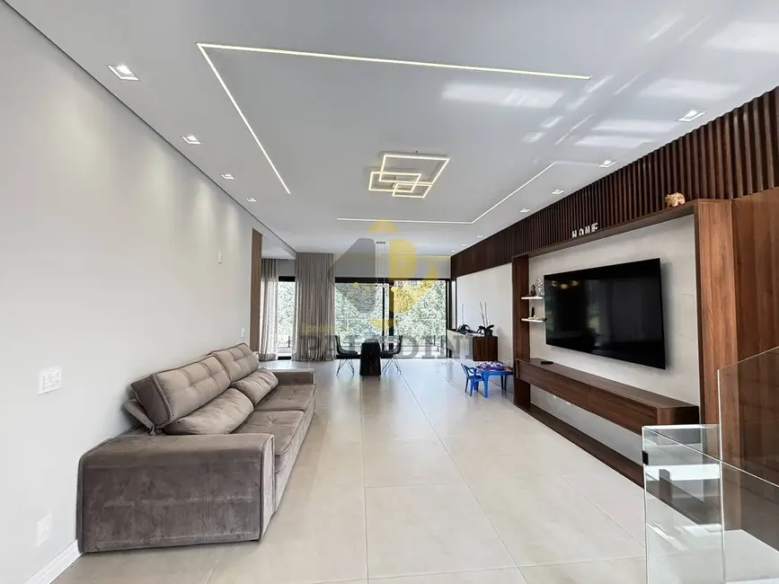 Foto 4 de Casa com 3 quartos à venda e para alugar, 312m2 em Itupeva - SP