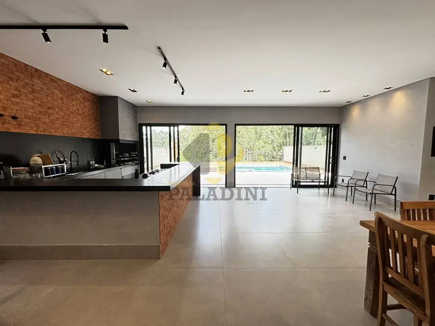 Foto 3 de Casa com 3 quartos à venda e para alugar, 312m2 em Itupeva - SP