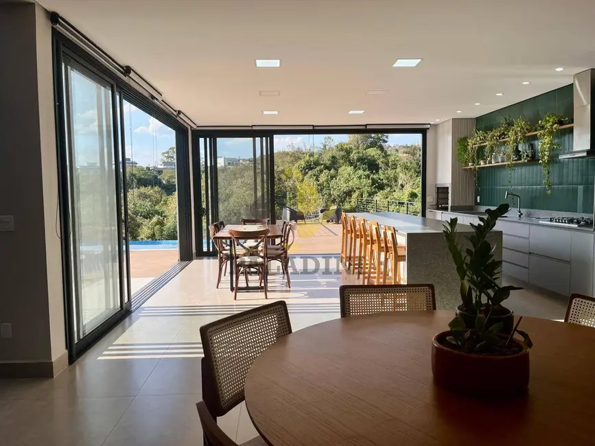 Foto 9 de Casa com 5 quartos à venda, 328m2 em Itupeva - SP