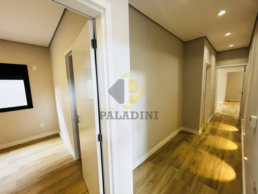 Foto 4 de Casa com 3 quartos à venda, 201m2 em Itupeva - SP