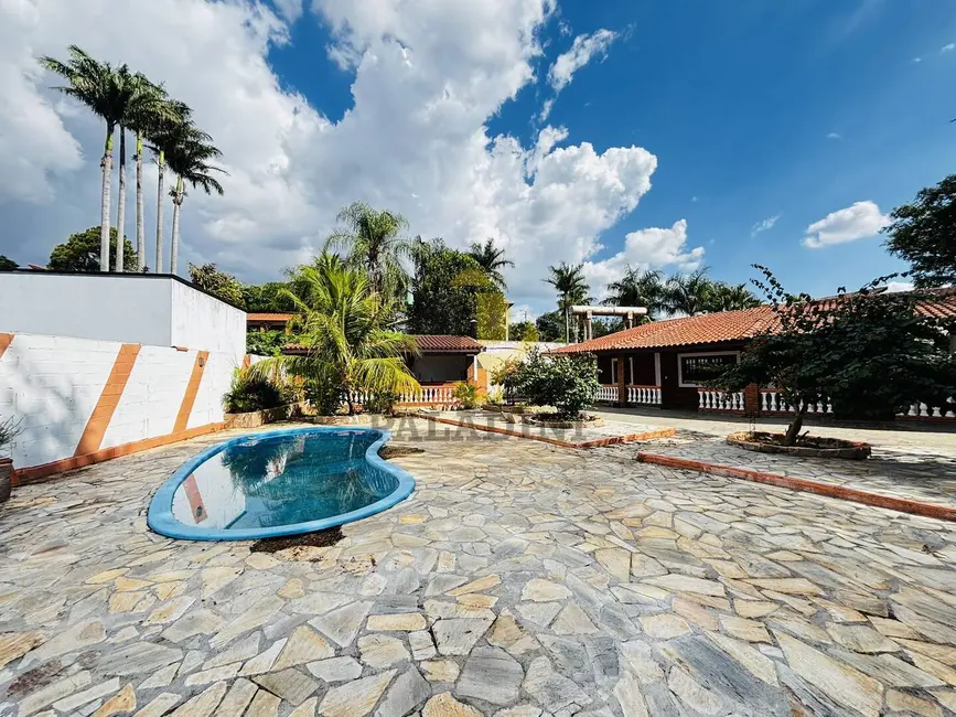 Chácara com 3 quartos à venda, 330m2 em Itupeva - SP - imagem 4 Foto 4 de Chácara com 3 quartos à venda, 330m2 em Itupeva - SP