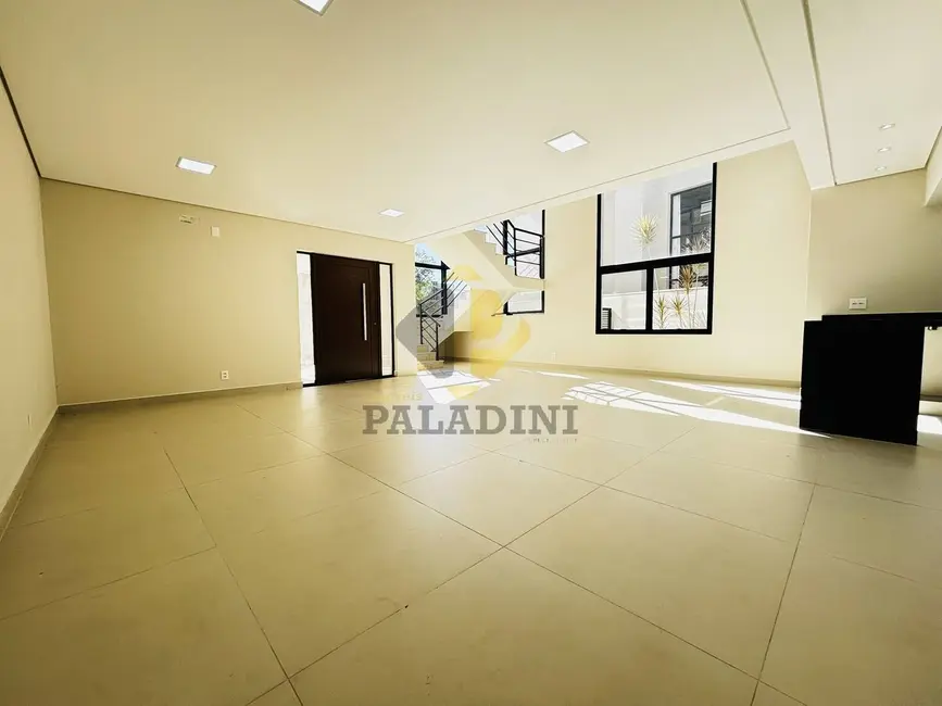 Casa com 3 quartos à venda, 220m2 em Itupeva - SP - imagem 5 Foto 5 de Casa com 3 quartos à venda, 220m2 em Itupeva - SP