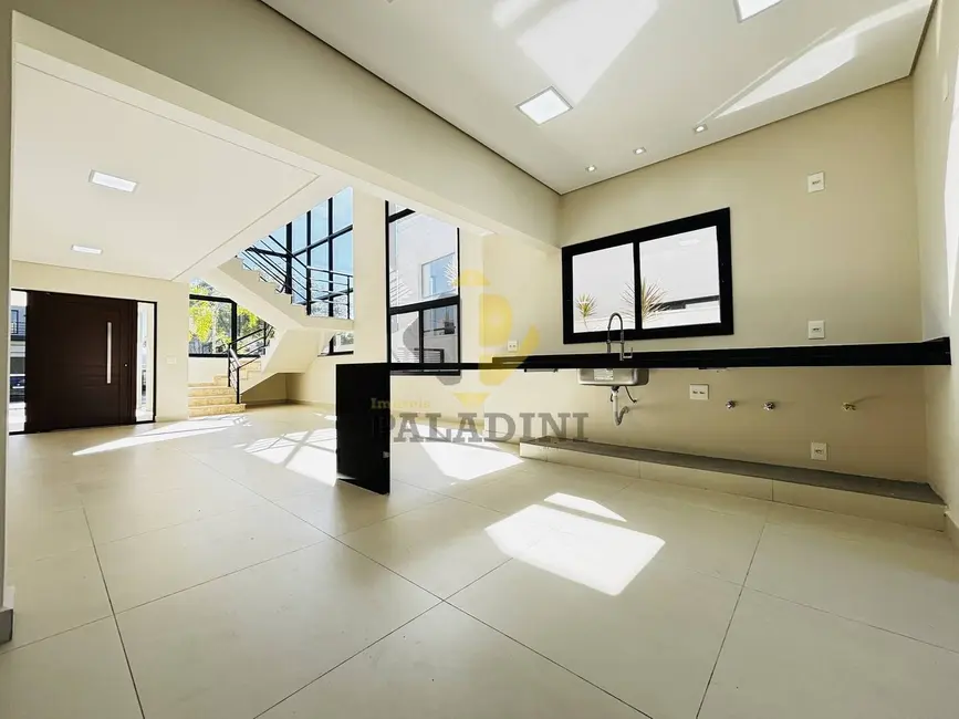 Casa com 3 quartos à venda, 220m2 em Itupeva - SP - imagem 9 Foto 9 de Casa com 3 quartos à venda, 220m2 em Itupeva - SP