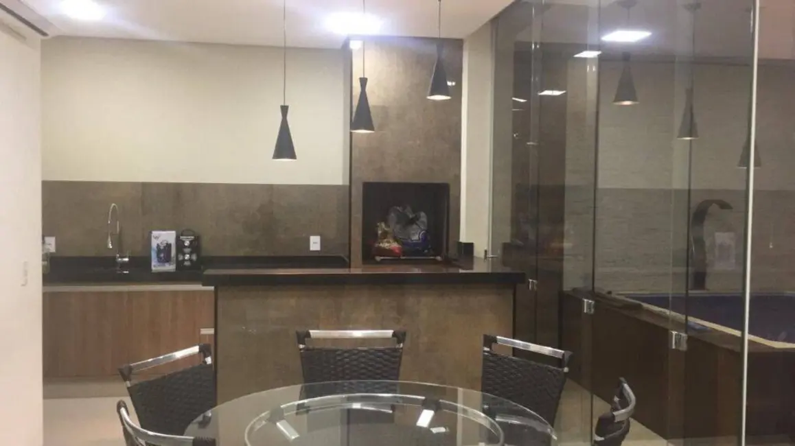 Foto 1 de Casa com 3 quartos à venda, 290m2 em Sao Jose Do Rio Preto - SP