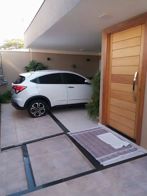 Casa com 3 quartos à venda, 260m2 em Vila São Jorge, Sao Jose Do Rio Preto - SP - imagem 7 Foto 7 de Casa com 3 quartos à venda, 260m2 em Vila São Jorge, Sao Jose Do Rio Preto - SP